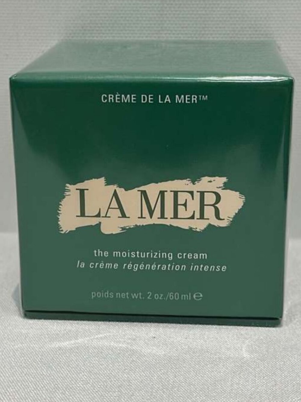 La Mer Crème de la Mer Moisturizing Cream 2 Oz Authentic Luxury Skincare - Picture 2 of 3